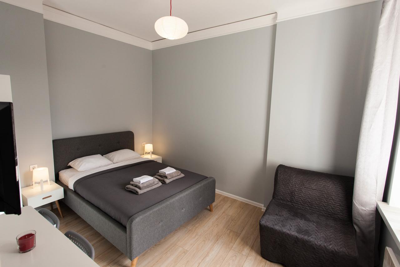 Snizhna 4 Apartment Lviv Exterior photo