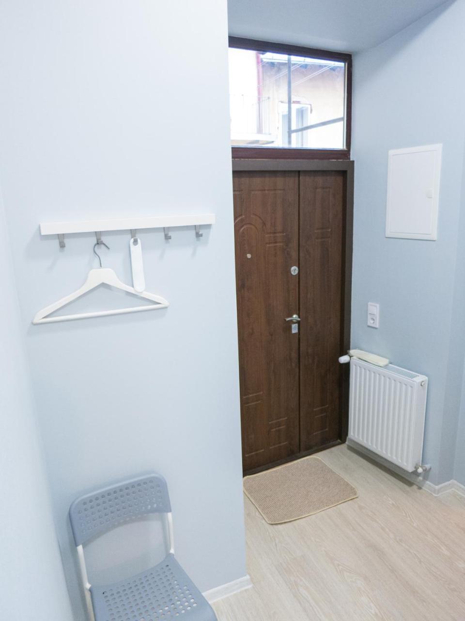 Snizhna 4 Apartment Lviv Exterior photo